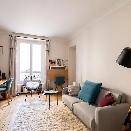Veeve - Rouge And Rose Apartment *